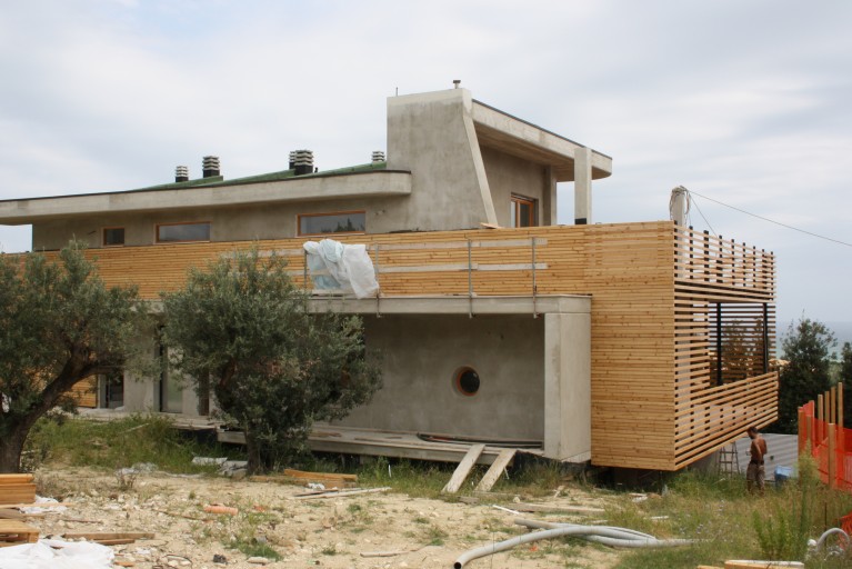 Facciata ventilata in legno Pescara